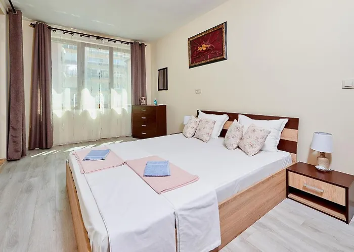 Apartment Art In Pomorie